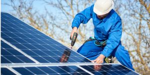 Installation Maintenance Panneaux Solaires Photovoltaïques à Ambres